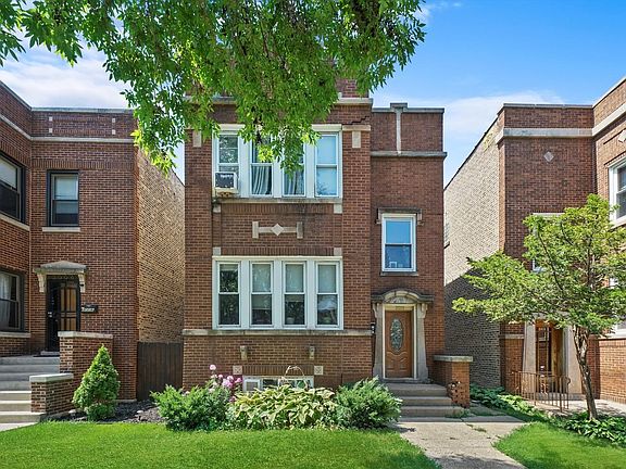 Beautiful brick front 2 Flat