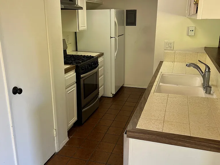 5977 Nelda St #3 — Photo 6