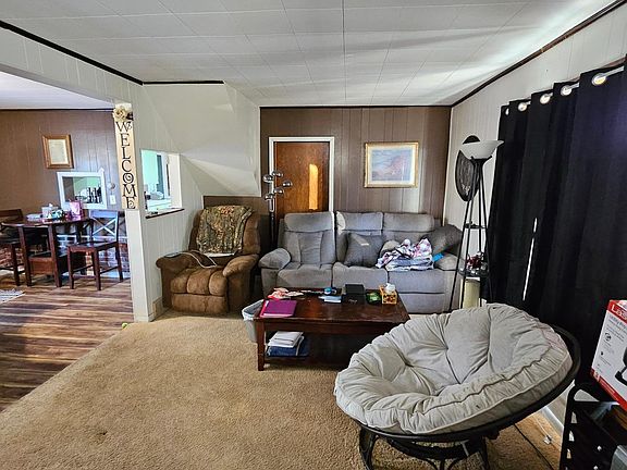 4th image of 307 Leslie Ave W
