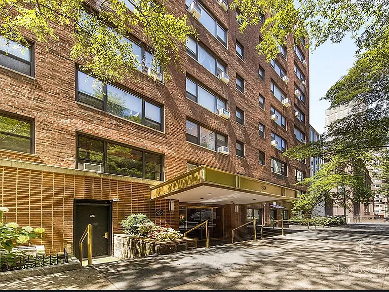 30 E 37th St #8F — Photo 9