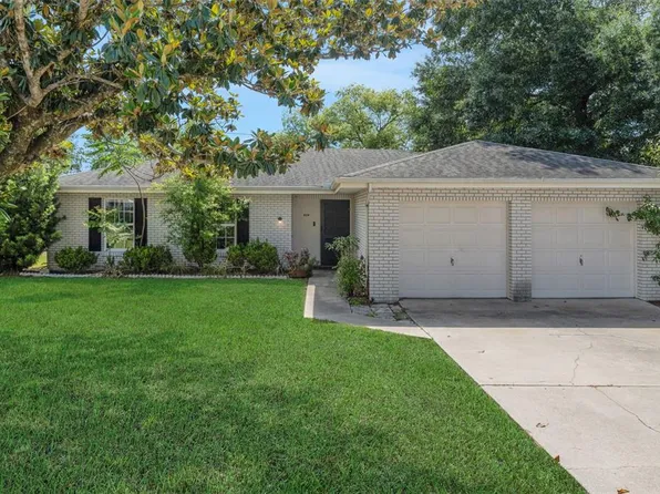 404 Lake Ned Rd, Winter Haven, FL 33884