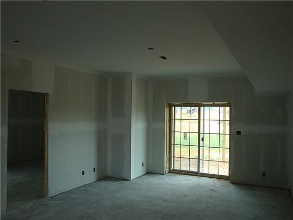 3rd image of 986 Autumnwood Farms Lot 986