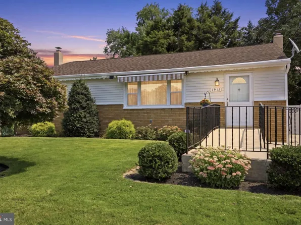 1913 Sanford St, Philadelphia, PA 19116