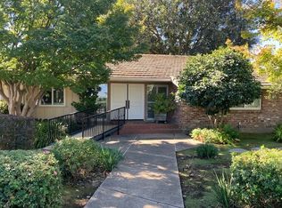 2418 E Woodbridge Rd, Acampo, CA 95220