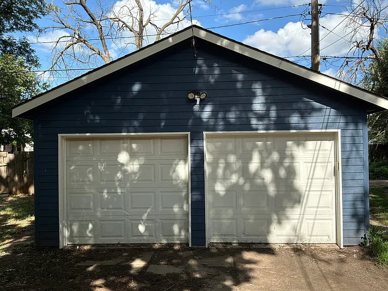 1216 N Emporia Ave — Photo 5