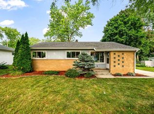 8304 N 53rd St, Brown Deer, WI 53223