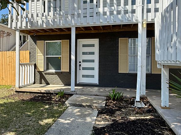 2nd image of 1281 Redwood Ln #C