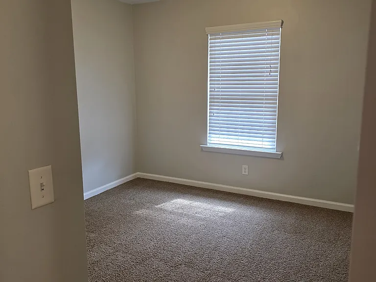 132 Neva Ave — Photo 6