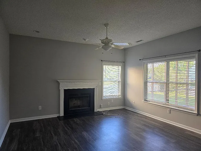 1566 Clark Sound Cir — Photo 2