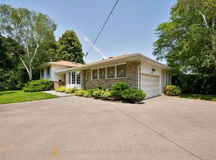 1441 Clarkson Rd N, Mississauga, ON L5J 2W7