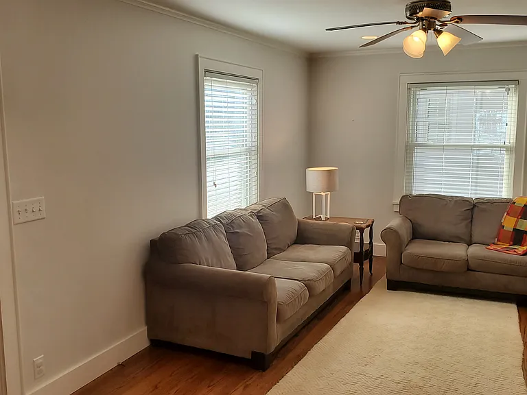 410 Woodland Dr — Photo 9