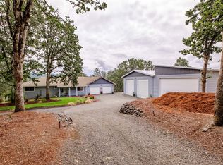 10803 S View Loop SE, Jefferson, OR 97352