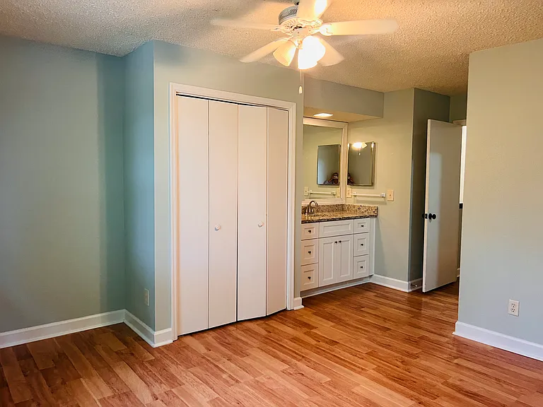 290 Appleby Dr #263 — Photo 13