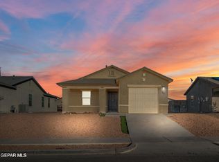 760 Villa Seca Dr, Horizon City, TX 79928