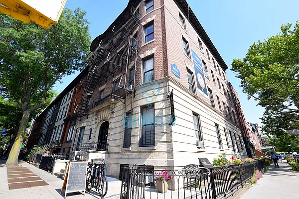 Rented by Joel Scharf, LREB | media 26