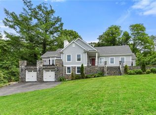 3 Fair St, White Plains, NY 10607