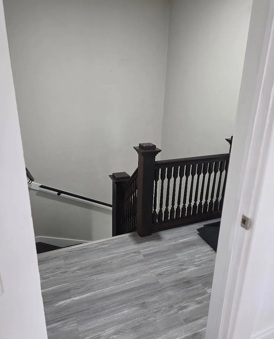 3 bed, 900 sqft, $1,250 — Photo 2