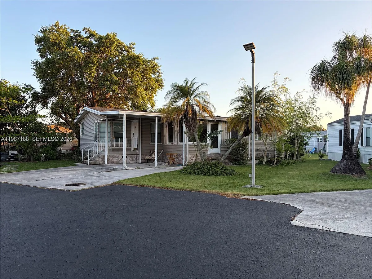 Building Photo - 35303 SW 180th Ave