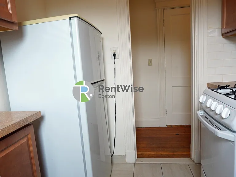 1148 Commonwealth Ave #28 — Photo 8