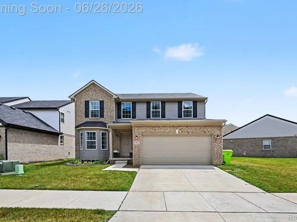 1585 Weeping Willow Ct, Ypsilanti, MI 48198