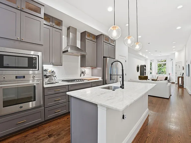 1841 Monroe St NW — Photo 4