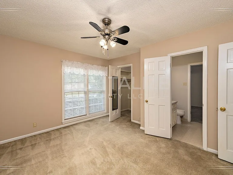 962 Lansdale Ct — Photo 41