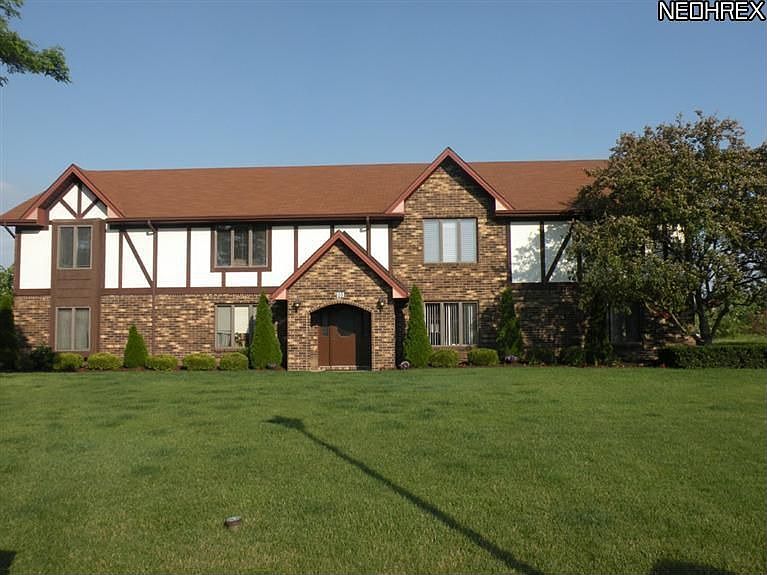1st image of 888 Pearson Cir Unit 4