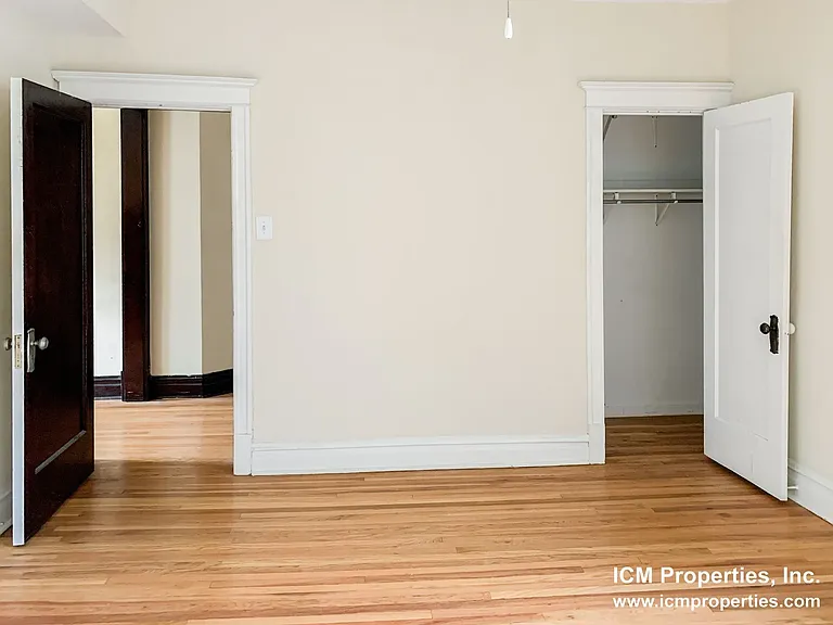 5945 N Magnolia Ave #1 — Photo 2