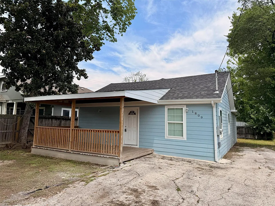 1809 Reese St