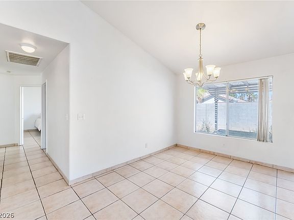 5th image of 2220 Misty Ridge Cir