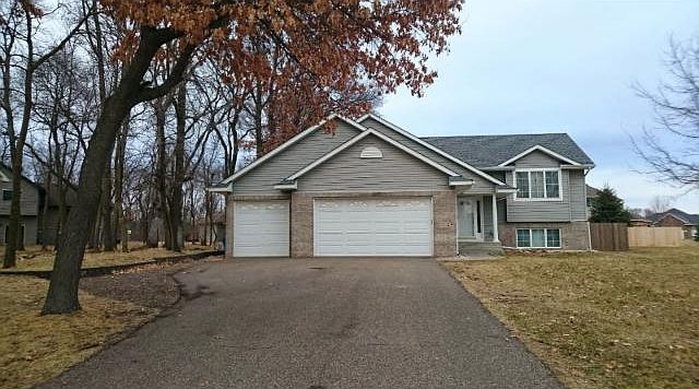 1st image of 1112 Isanti Pkwy NW