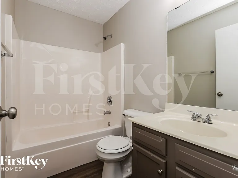 5712 Clemens Dr — Photo 17