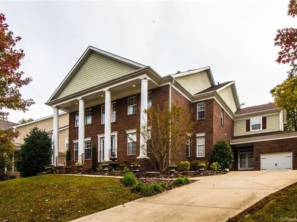 10107 Daufuskie Dr, Charlotte, NC 28278