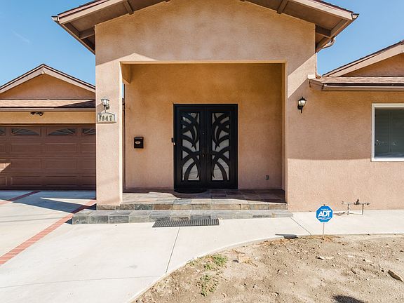 5th image of 9047 Riderwood Dr
