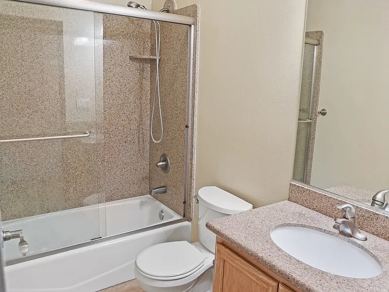 12713 San Fernando Rd #107 — Photo 8