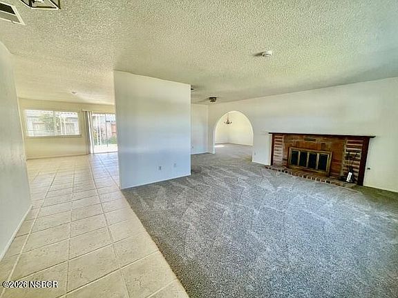 4th image of 1012 W Anthony Way