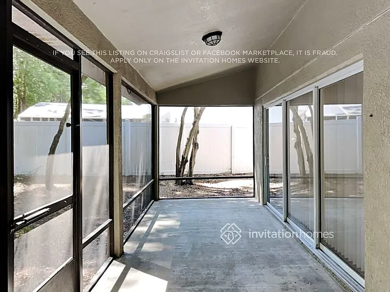 1402 Whispering Woods Way — Photo 17
