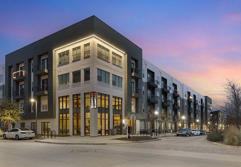 Bell CityLine I — Photo 26