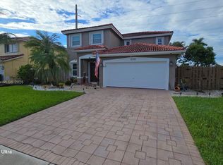 Oak Creek South, Miami, FL 33196