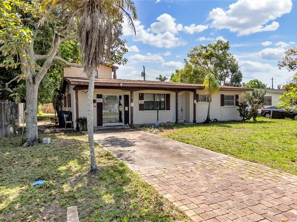 508 63rd Avenue Dr W, Bradenton, FL 34207
