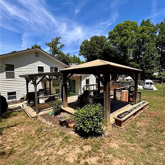 2134 Atkinson Ln — Photo 22