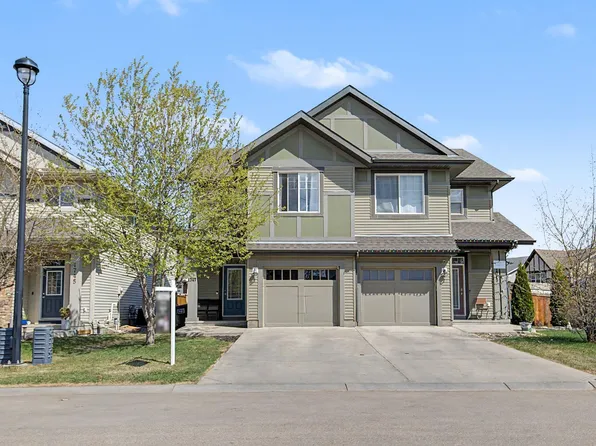 1747 Chapman Way SW, Edmonton, AB T6W 2E8
