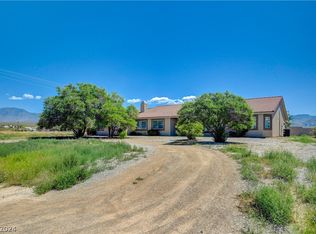 3021 Oakleaf Ave, Pahrump, NV 89048