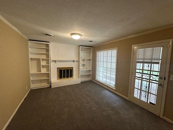 2nd image of 5718 Eastover Pl
