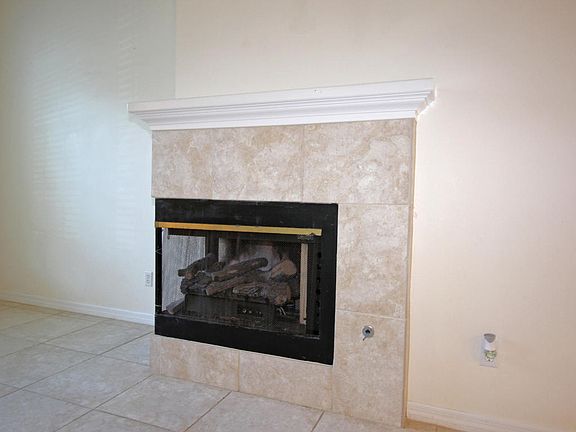 5th image of 1513 Mariah Way W