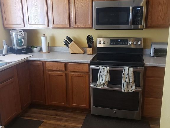 5th image of 1112 Longbow Ln APT B