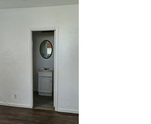 2nd image of 2002 Missouri Ave #2