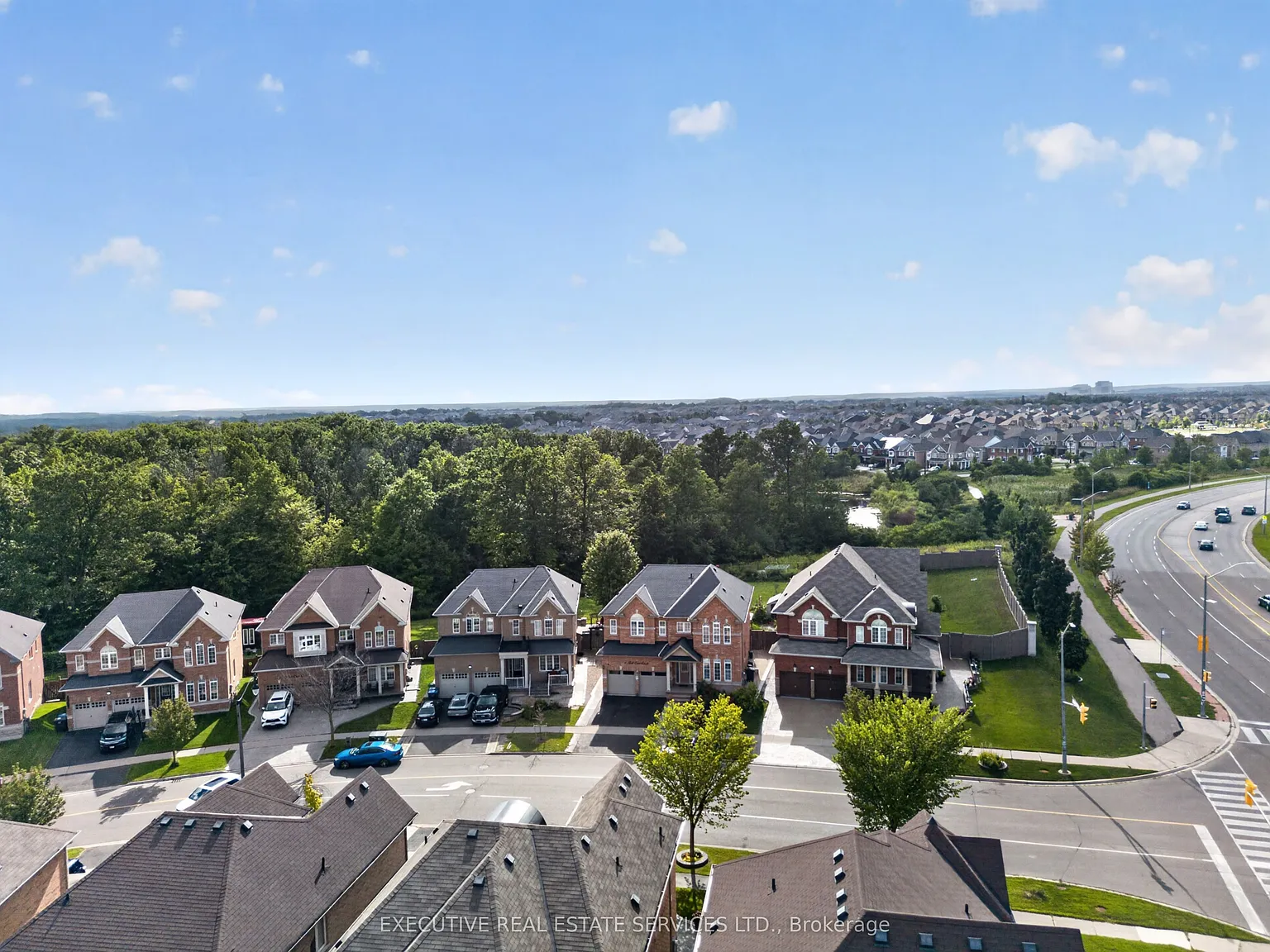 5 bed, $3,750 — Photo 4