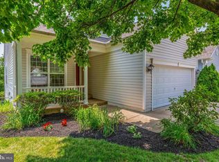 5 Reston Dr, Fredericksburg, VA 22406