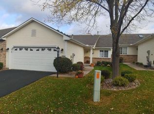 512 Deer Ridge Ln S, Maplewood, MN 55119